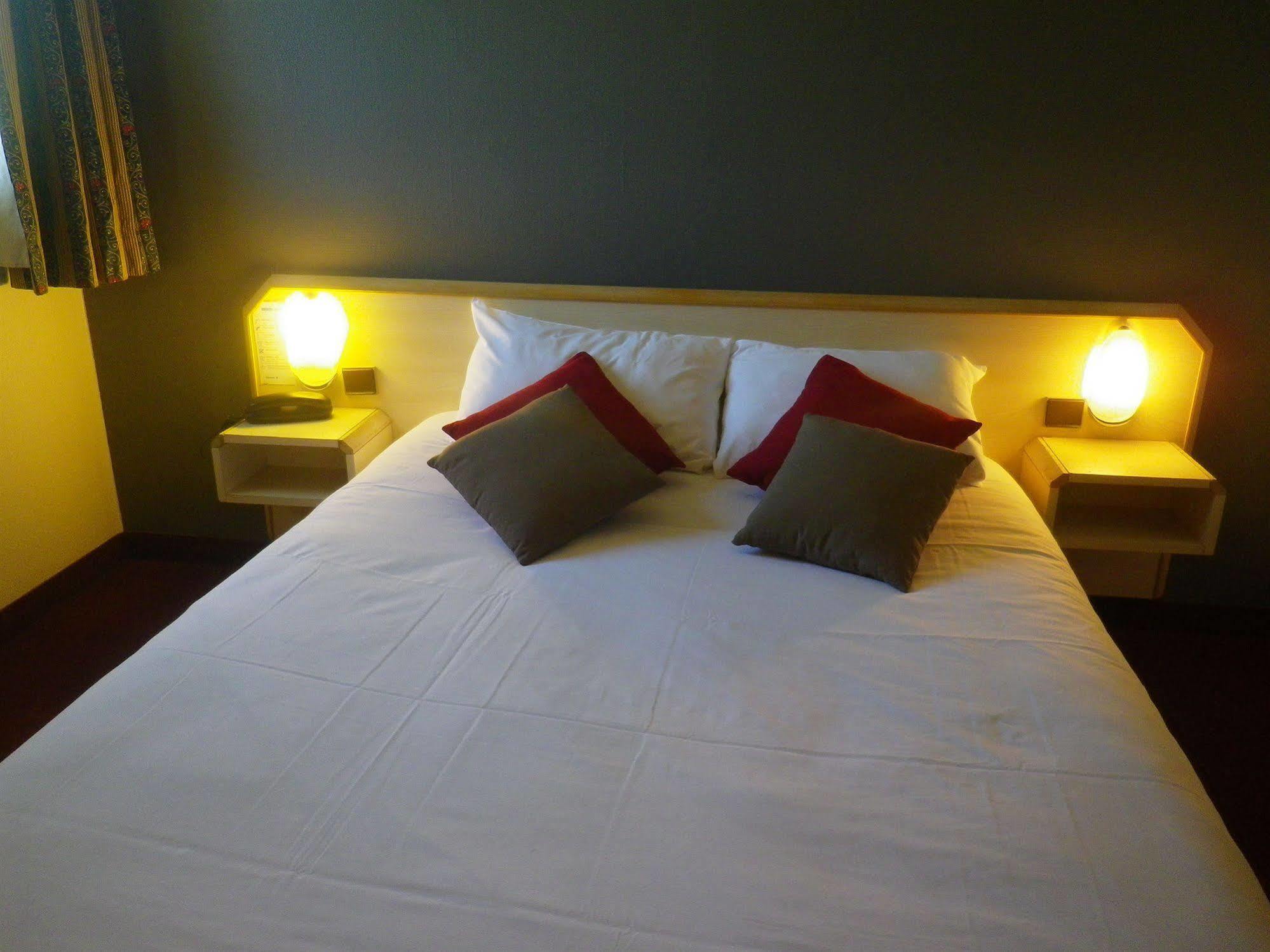 Hotel Amys Voreppe Eksteriør billede