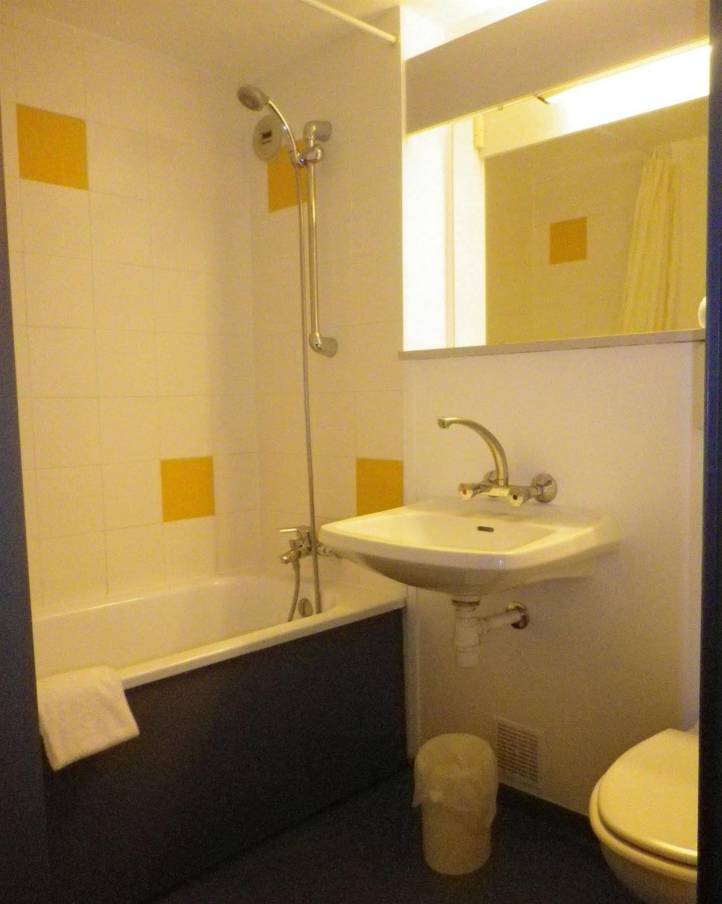 Hotel Amys Voreppe Eksteriør billede