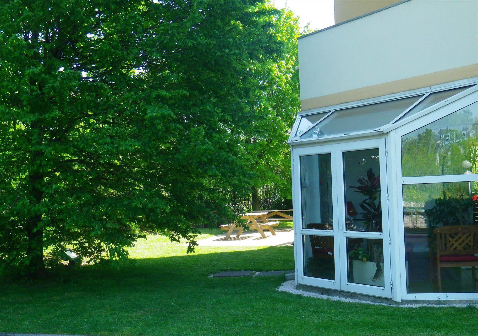 Hotel Amys Voreppe Eksteriør billede